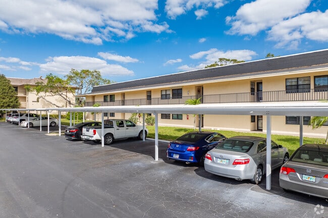 12300 Vonn Rd Largo, FL - Villas De Golf
