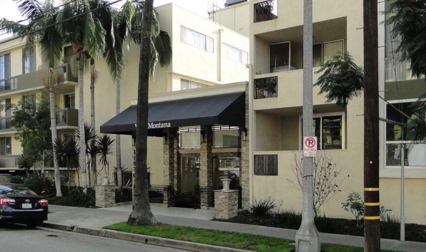 Front of Villa Montana - 11970 Montana Ave