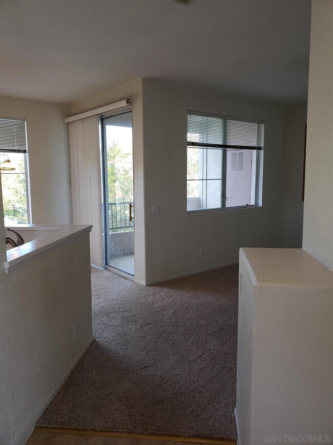 10722 Sabre Hill Dr Unit 232, San Diego, CA 92128 Condo for Rent in