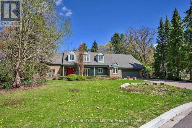Photo du bâtiment - 69 Fairway Heights Dr
