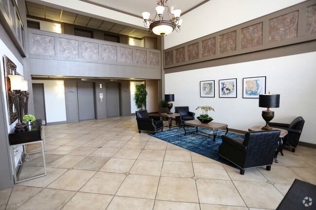 Lobby - Yorktown Towers