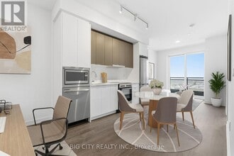 Building Photo - 9763 Markham Rd