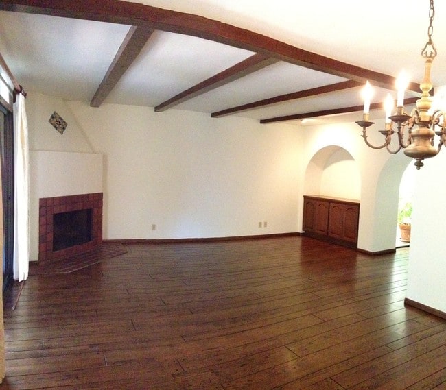 Living room - 2408 Grand Canal