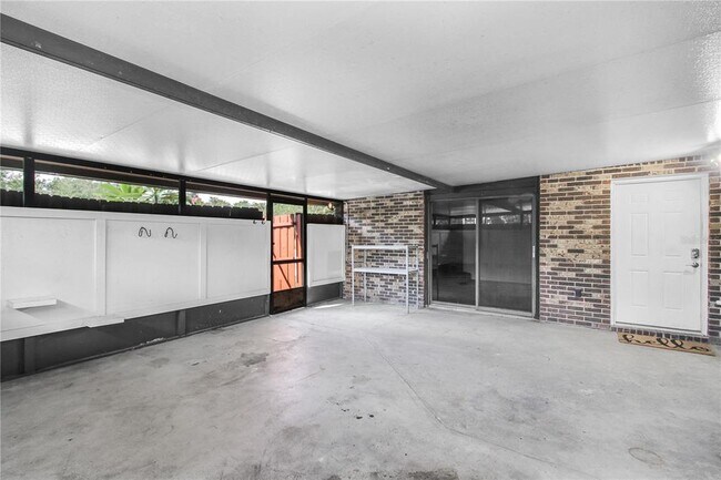 Foto del edificio - 401 Terrace Ct