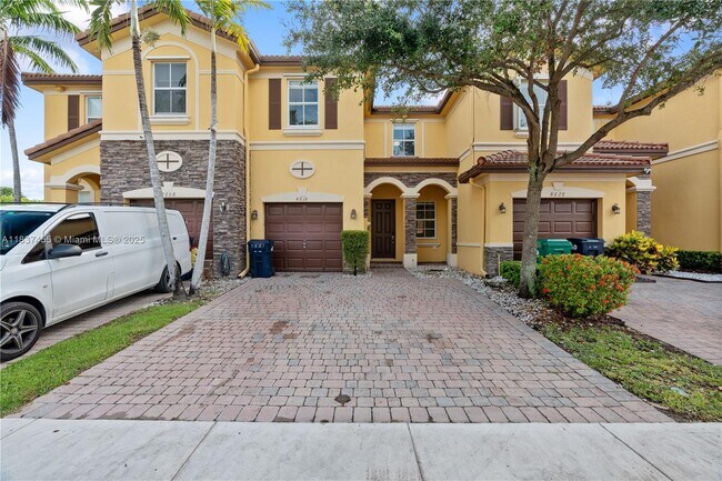 Foto del edificio - 8618 NW 113th Ct