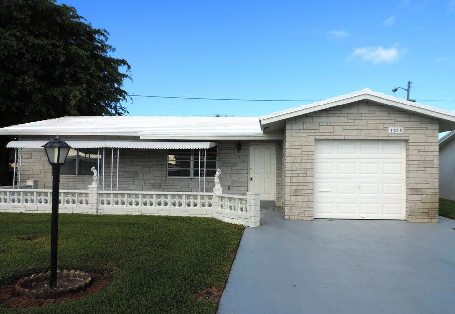 Foto principal - 1104 SW 24th St