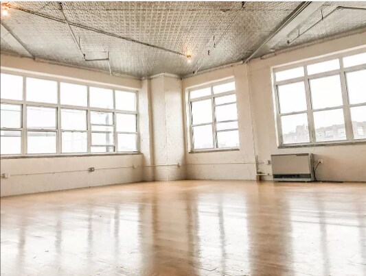 Building Photo - 1086 Flushing Ave