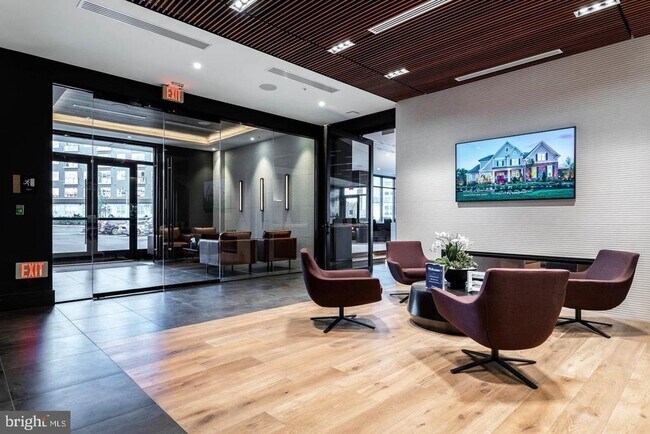 Foto del edificio - 575 S Goddard Blvd