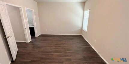 Building Photo - 3414 Scott Cir