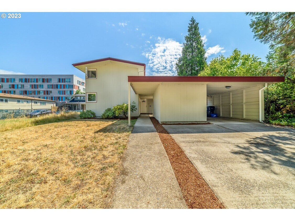 1595 Orchard St, Eugene, OR 97403 House Rental in Eugene, OR