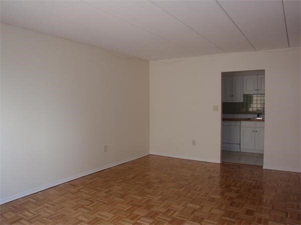 Building Photo - 284 Harvard St