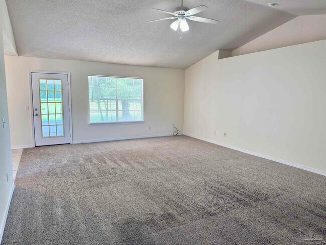 Foto del edificio - 3328 Marion Oaks Way