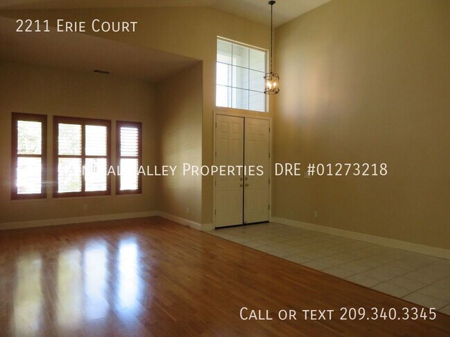 Foto del edificio - 2211 Erie Court, Tracy!  POOL!