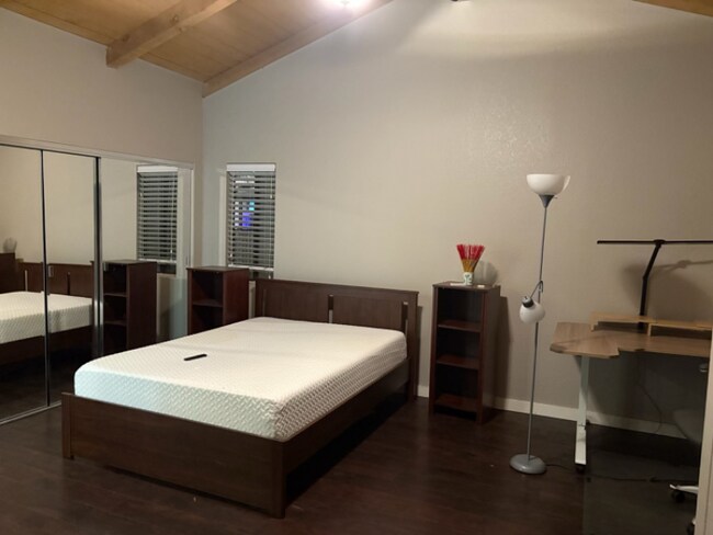 Foto del edificio - 21372 Brookhurst St