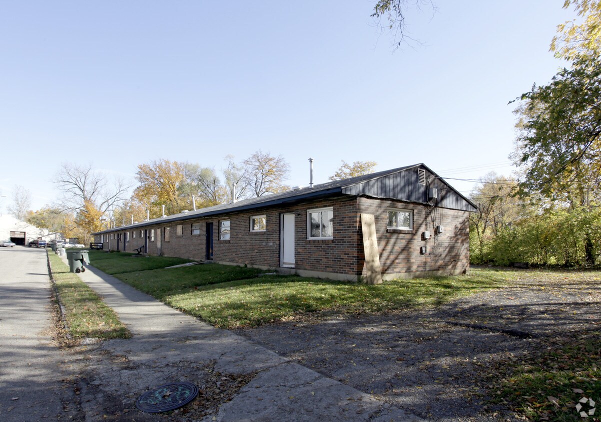 Primary Photo - Demolished