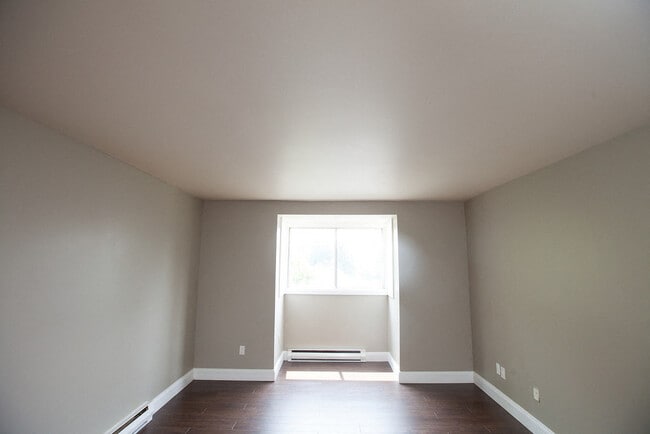 Building Photo - Hillendale