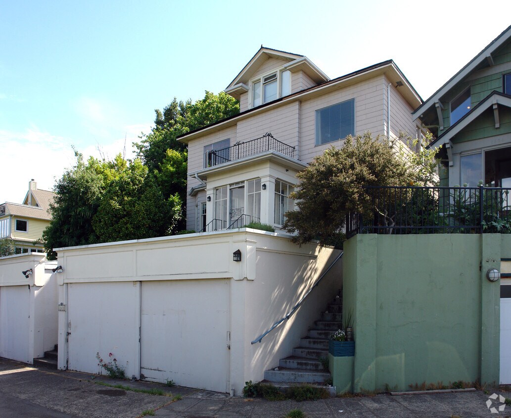 Foto del edificio - 1610 12th Ave W