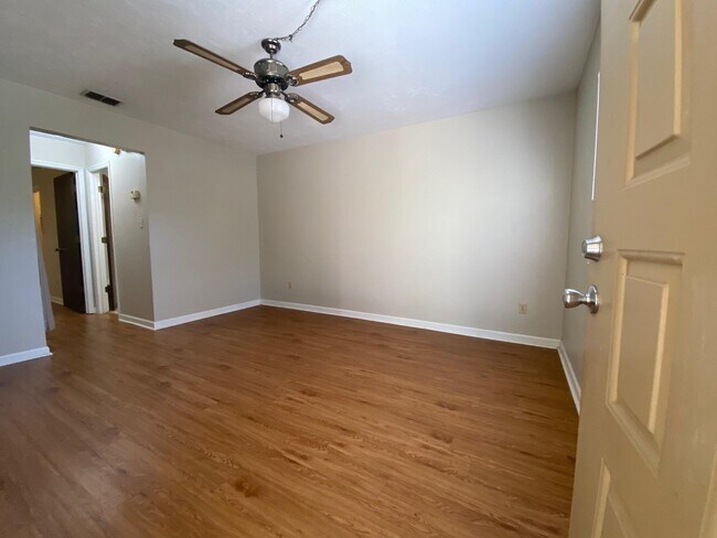 Foto del edificio - 2081 Sandcastle Dr