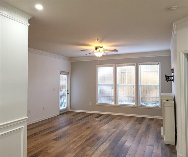 Foto del edificio - 1850 Cotillion Dr