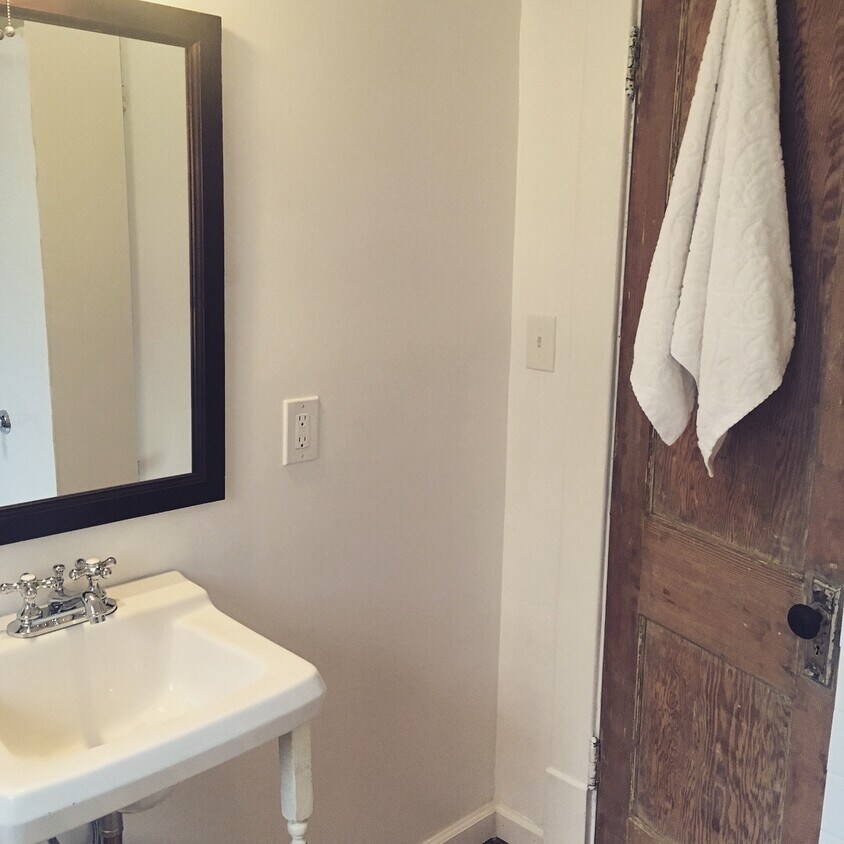 Foto principal - 127 N Charlton St