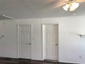 Building Photo - 9822 Candy Ct