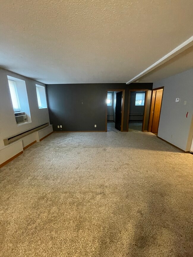 Unit 1 - 442 Belgrade Ave