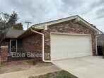 Primary Photo - 6102 N Ross Ave