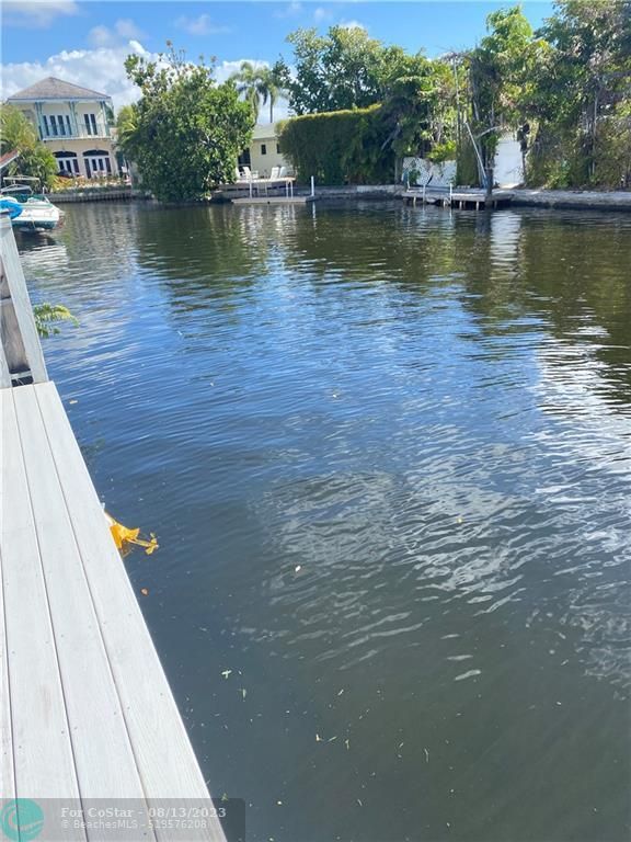 Foto principal - 1818 E Oakland Park Blvd
