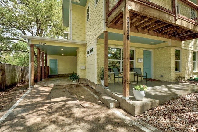 Foto del edificio - 2330 Westforest Dr