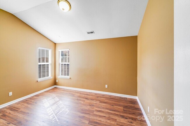 Foto del edificio - 5911 Vista Verde Ct