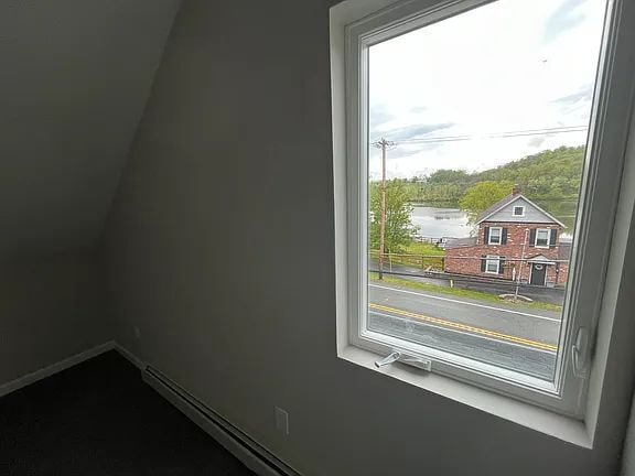 Building Photo - Move in to this singe family fully renovated home featuring 3 bedrooms 2 full baths located direc...
