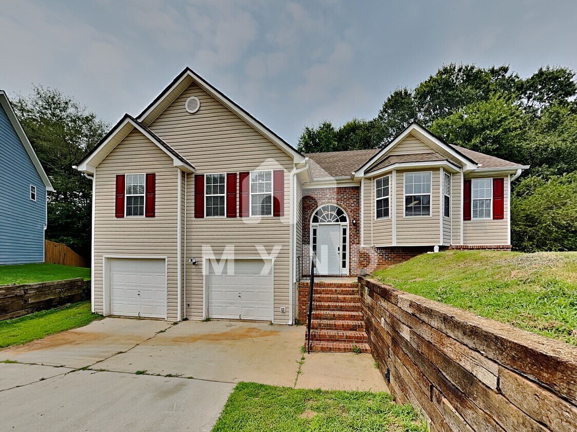 Primary Photo - 9491 Whaleys Lake Ln