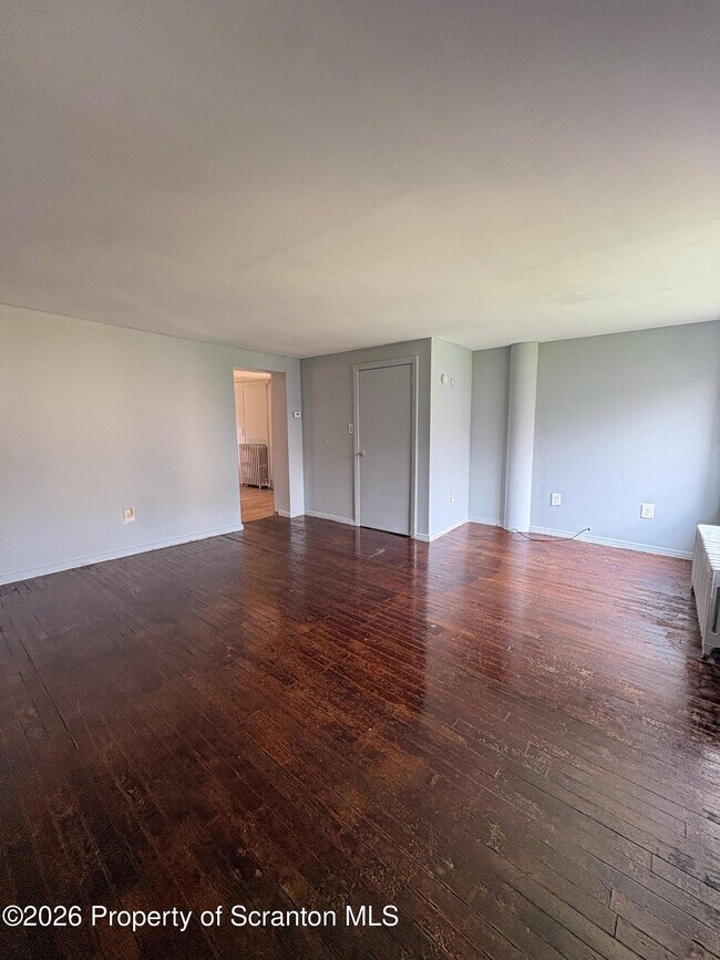 Foto del edificio - 624 Hemlock St