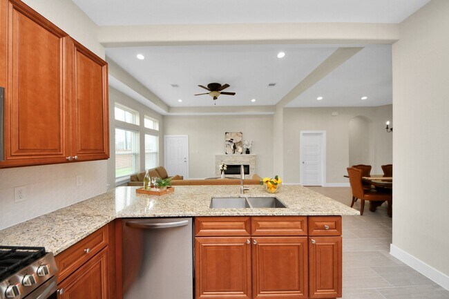 Foto del edificio - 2003 Marthoman Drive