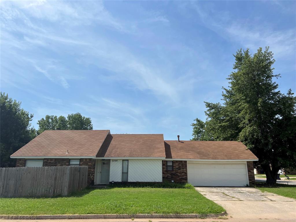 Foto principal - 3700 Windscape Ave