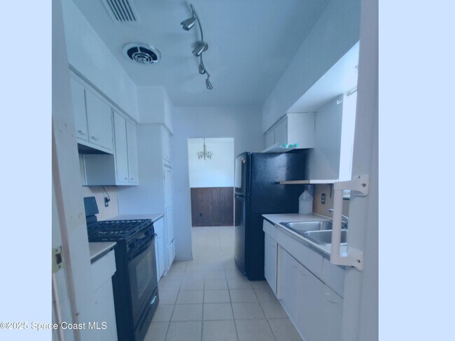 Foto del edificio - 700 Lund Cir