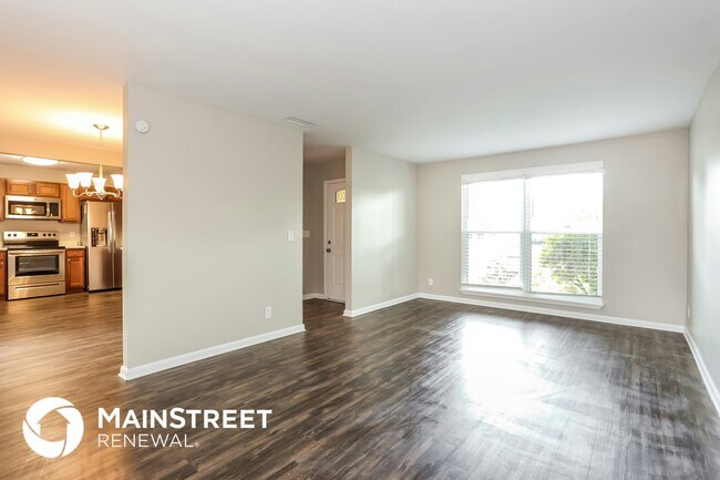 Building Photo - 1148 Palisades Dr