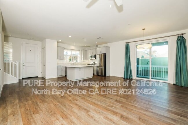 Foto del edificio - 2976 Bay Village Ave