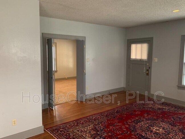 Building Photo - 2406 21st St