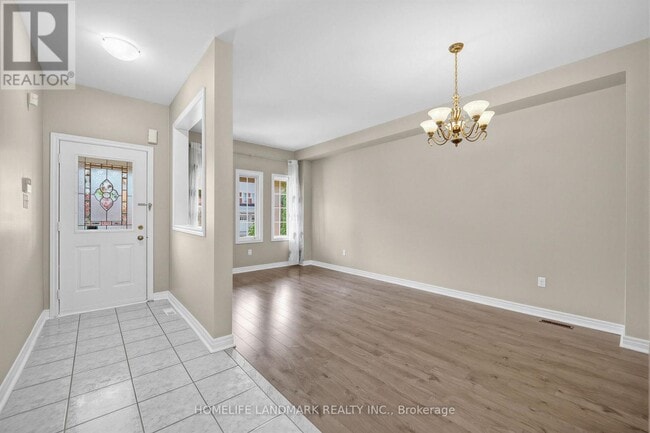 Building Photo - 97 Annina Crescent