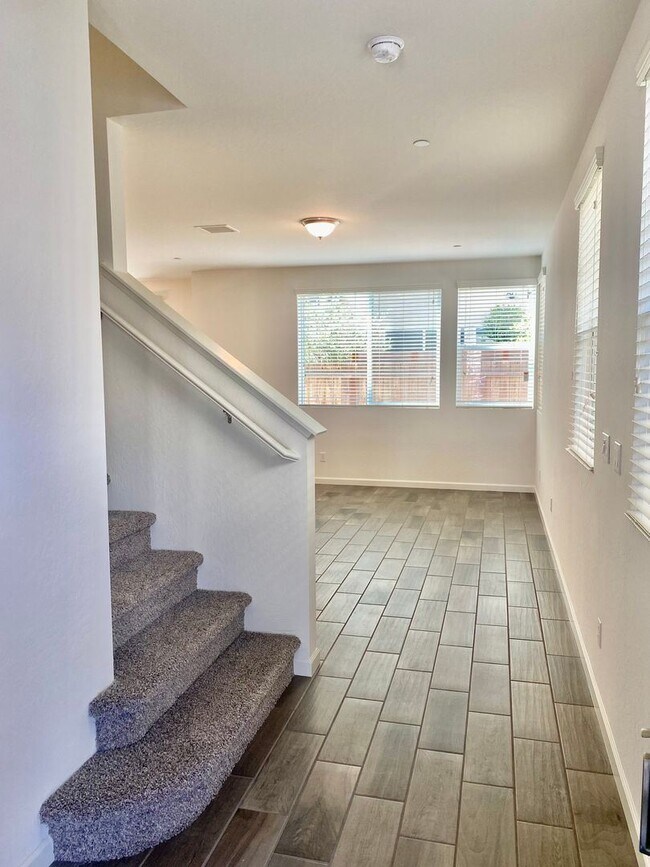 Foto del edificio - 3 br, 2.5 bath House - 3756 Highclere Way