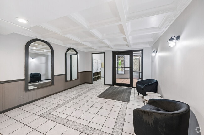 Lobby Photo - Woodview Apartments