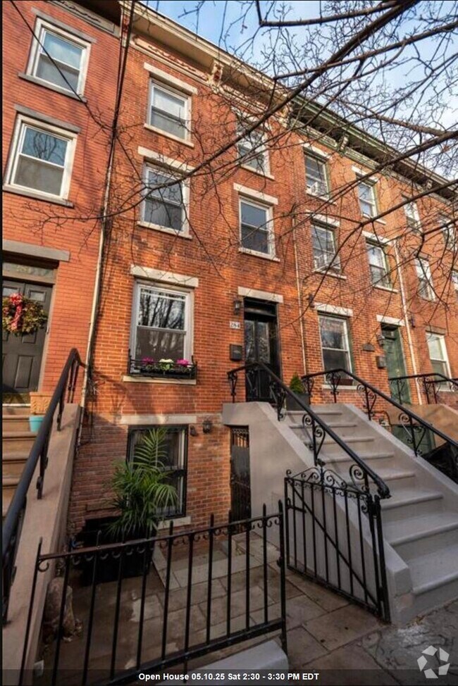 Building Photo - 284 6th St
