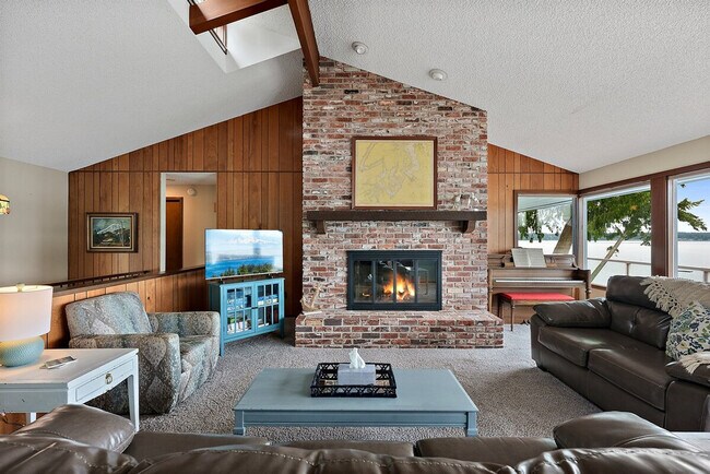 Foto del edificio - 153 Maple Ln NW