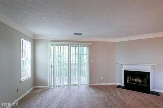 Building Photo - 2 br, 2.5 bath Townhome - 114 Lakestone Court