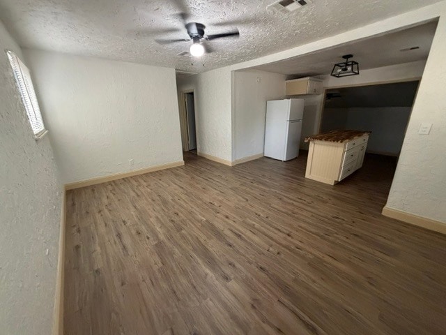 Building Photo - 512 NW Glendale Dr