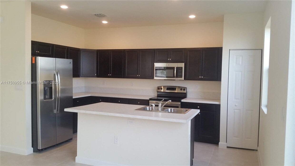Foto del edificio - 25348 SW 116th Ave