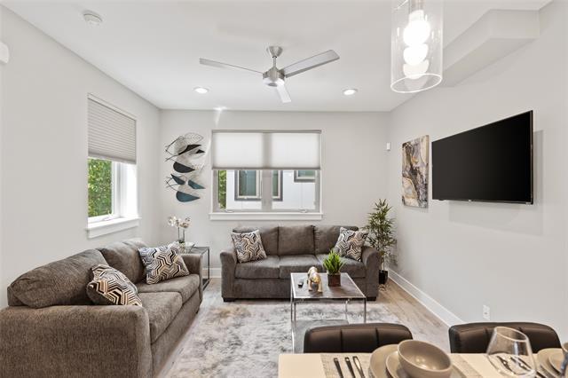 Foto del edificio - 1120 Galveston Ave