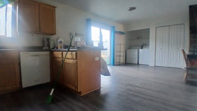 Foto del edificio - 4013 Lake Mountain Dr