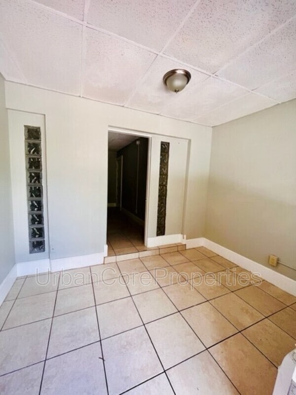 Foto del edificio - 354 13th Ave NE